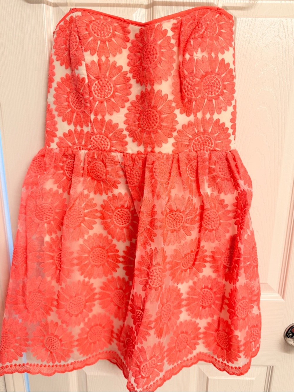 Trixxi Strapless Coral Orange lace Sunburst Dress

Junior size 12
